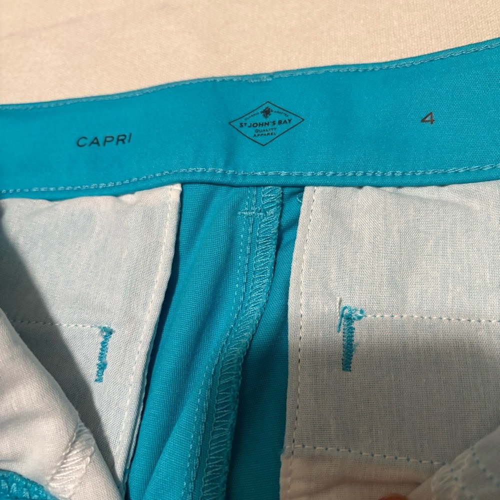 St Johns Bay Capri Pants Women's Size 4 turquoise dream - Picture 10 of 12